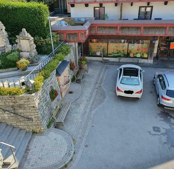 הוסטל Gasthaus Kirchenwirt