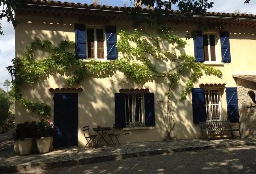 ベッドアンドブレックファースト Bastide La Folle Du Logis