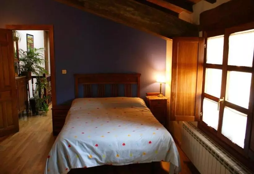 ベッドアンドブレックファースト Casa Rural Ugarte Ojacastro