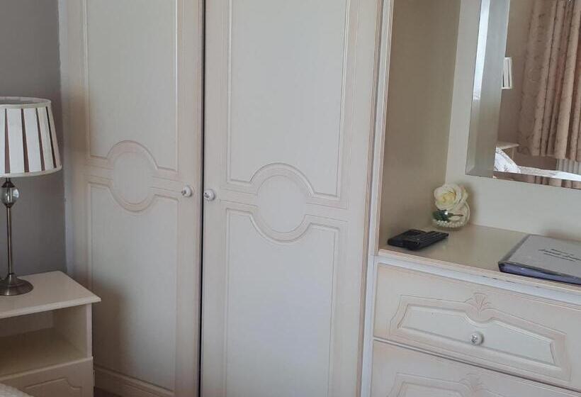 צימר Laurel Lodge