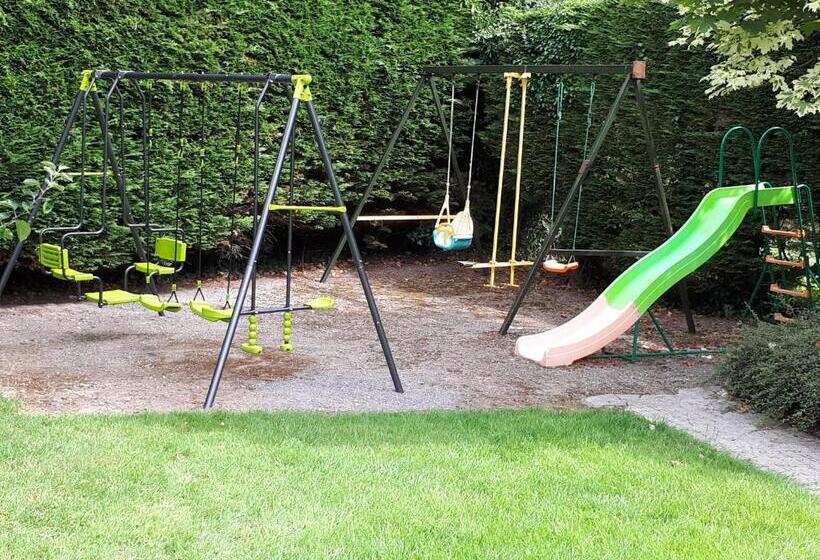 צימר Laurel Lodge