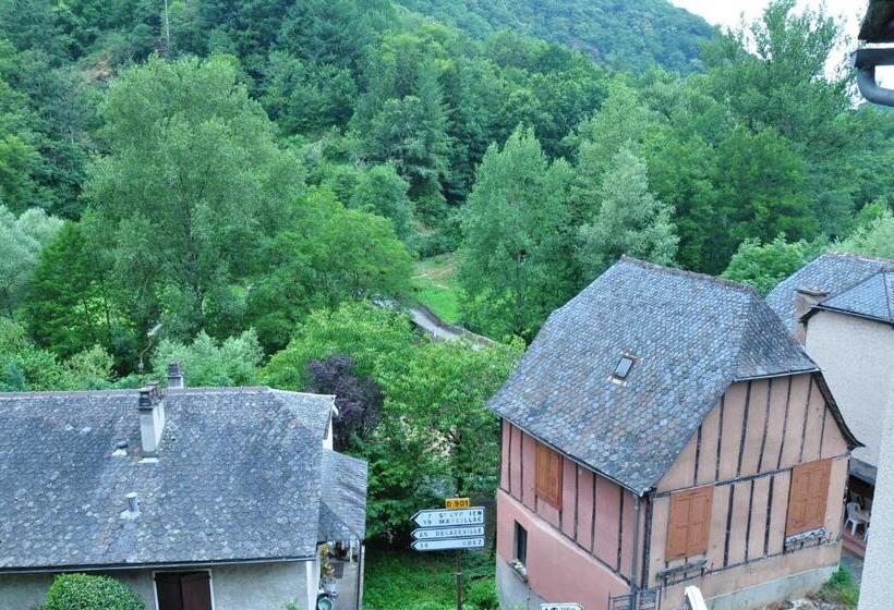 مبيت وإفطار Le Castellou