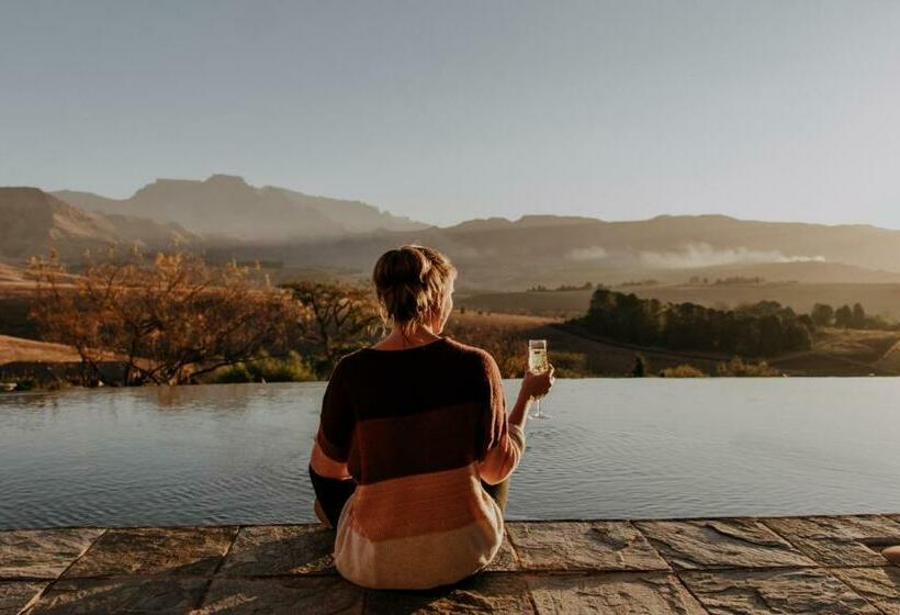 בית מלון כפרי Inkungu Lodge