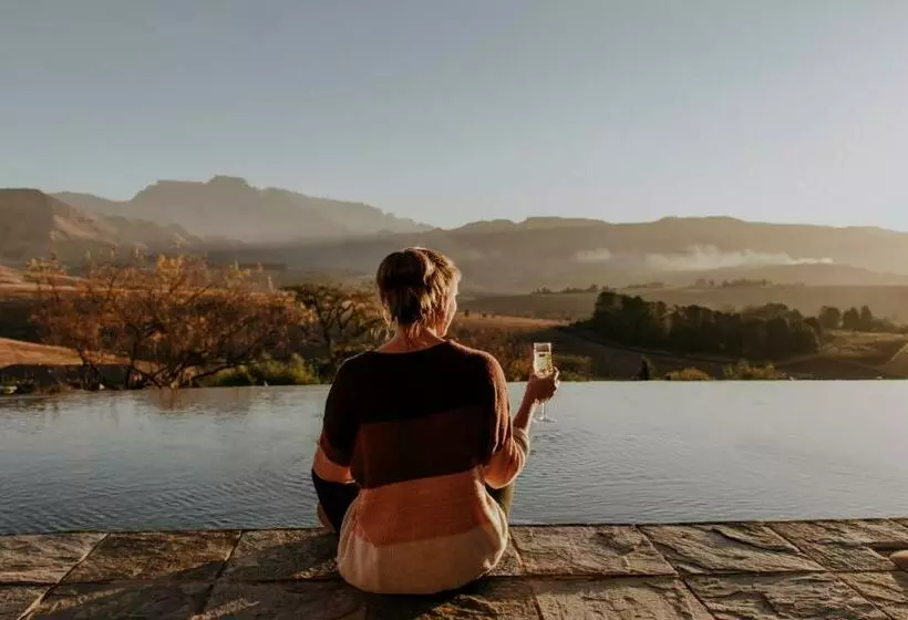 Hotelli Inkungu Lodge