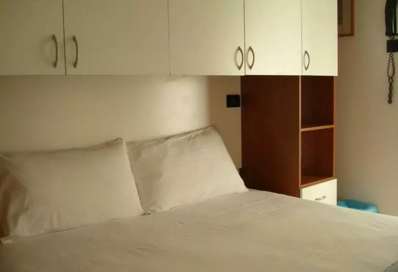 ホテル La Quercia