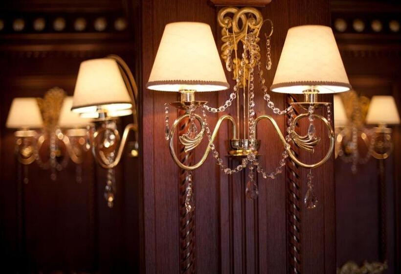 Millennium Apart Complex