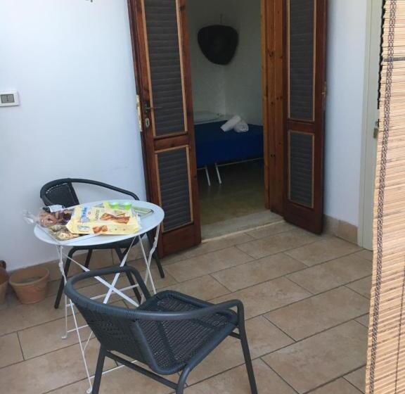 پانسیون Camera Torre Dell Orso