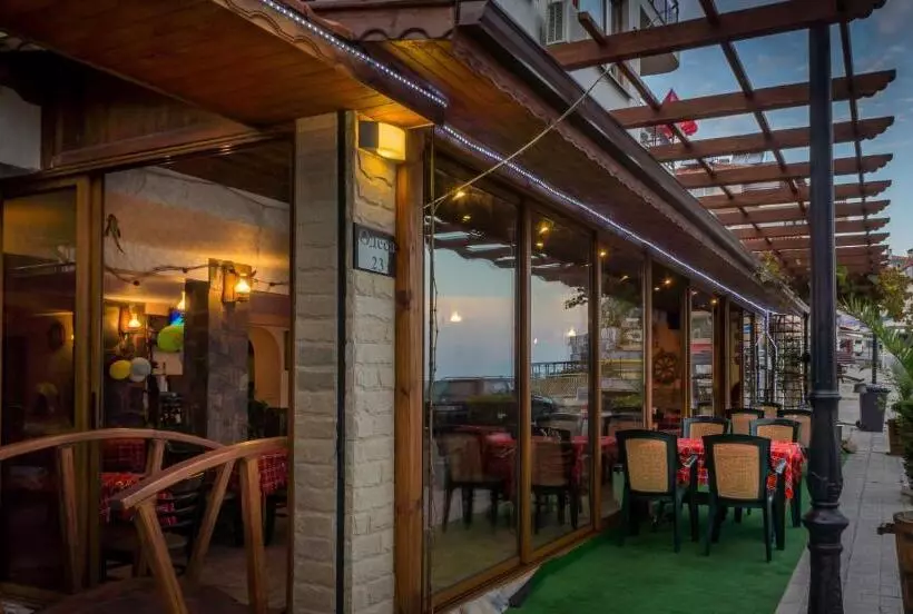 Majatalo Guest House Karamihalevi
