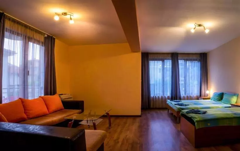 Majatalo Guest House Karamihalevi