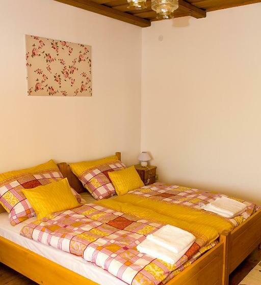 פנסיון Rózsa Domb Vendégház