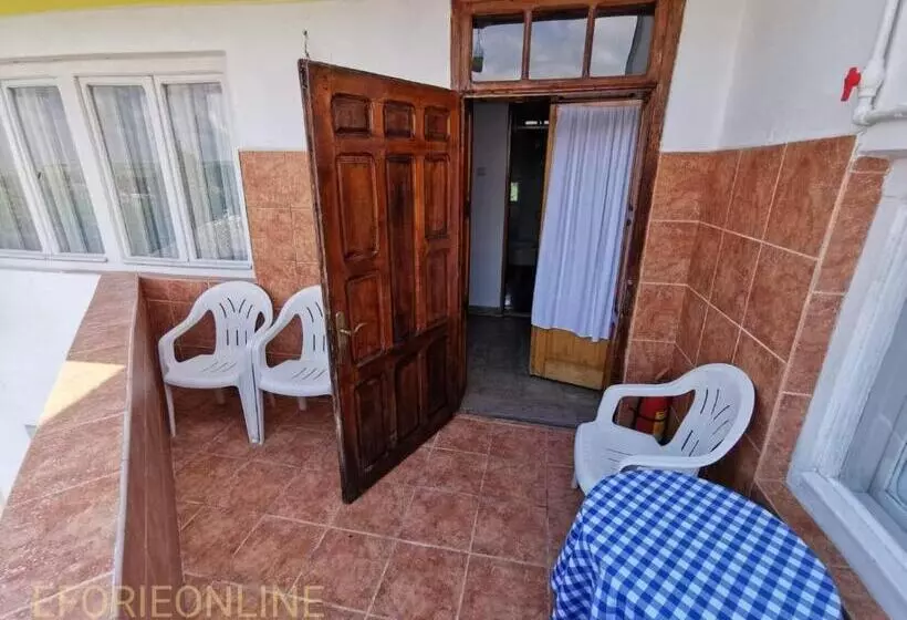 Pensió Vila Casacarp