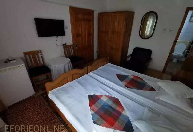 Pensió Vila Casacarp