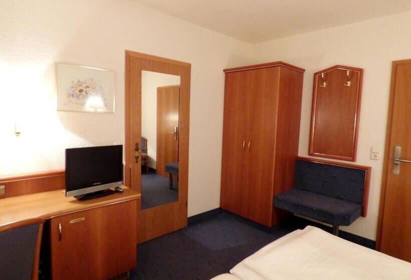 ベッドアンドブレックファースト Pension Meyer