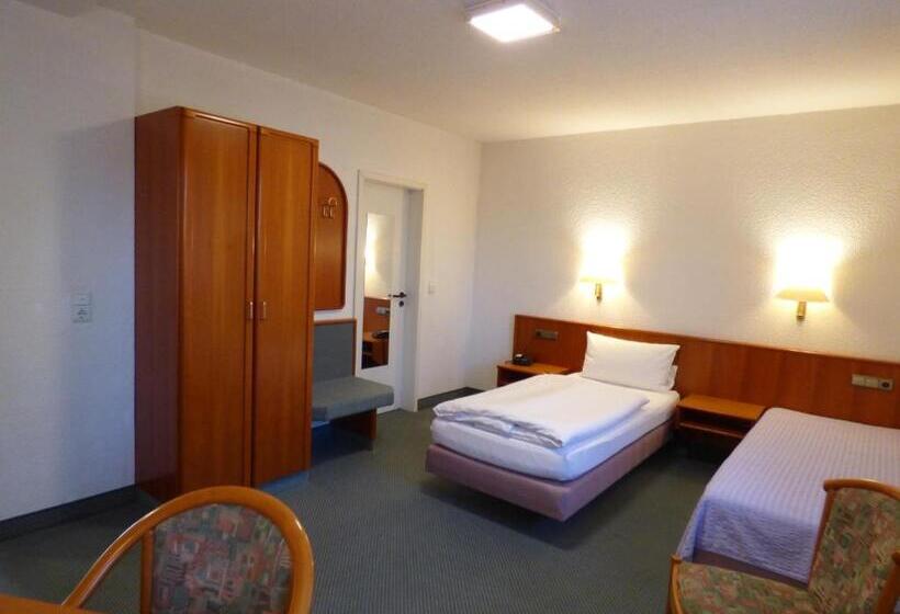 ベッドアンドブレックファースト Pension Meyer