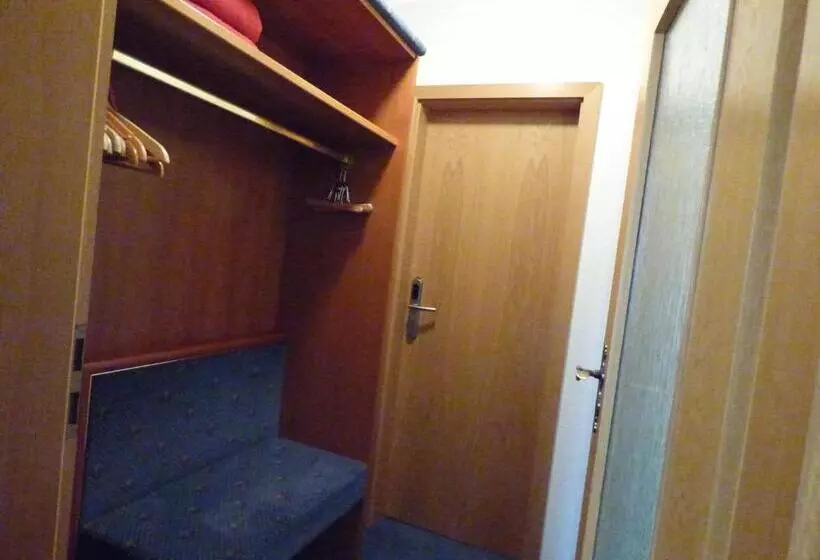 Aamiaismajoitus (B&B) Pension Meyer