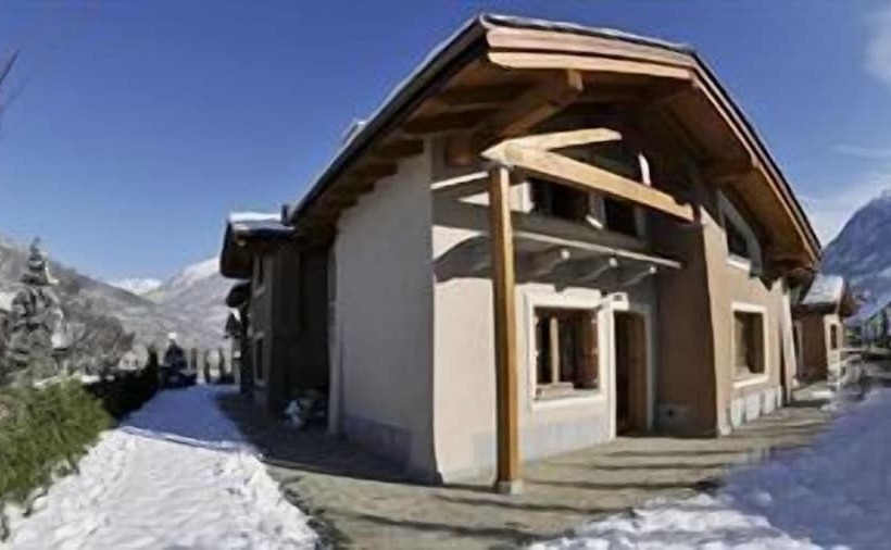 Отель Au Petit Chevrot