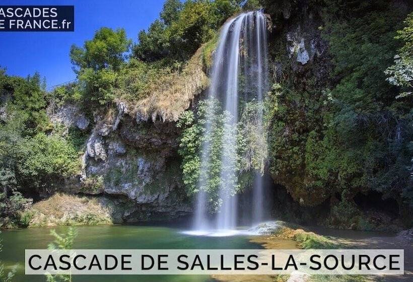 ホテル Logis Hôtel Aux Berges De L Aveyron