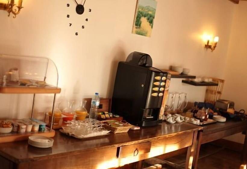 ホテル Des Consuls