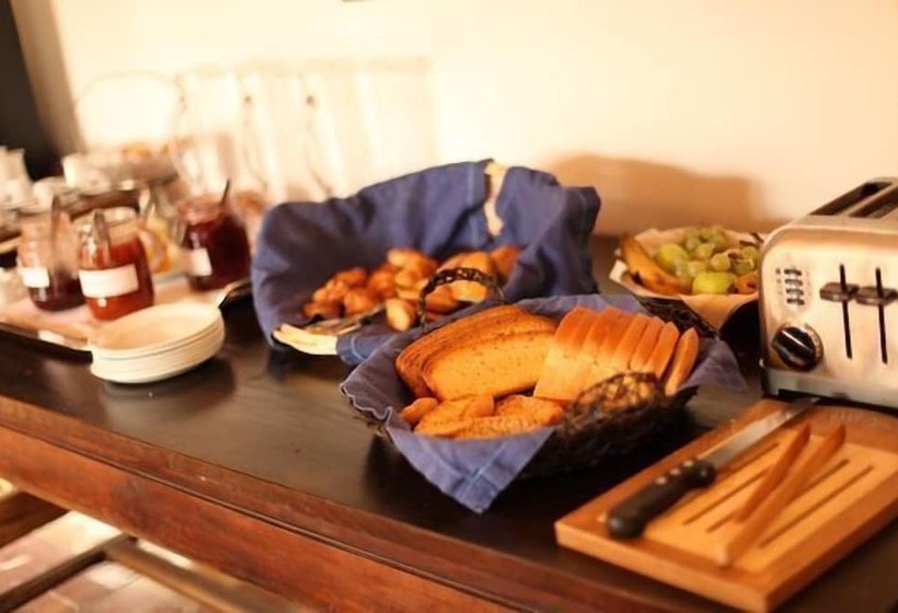 ホテル Des Consuls