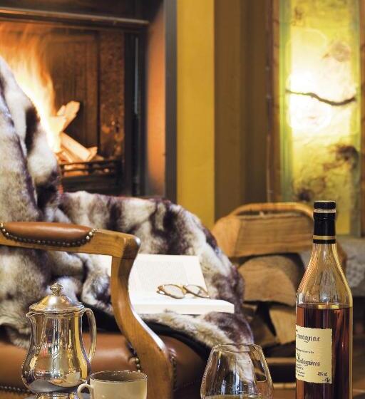 Отель Le Viscos