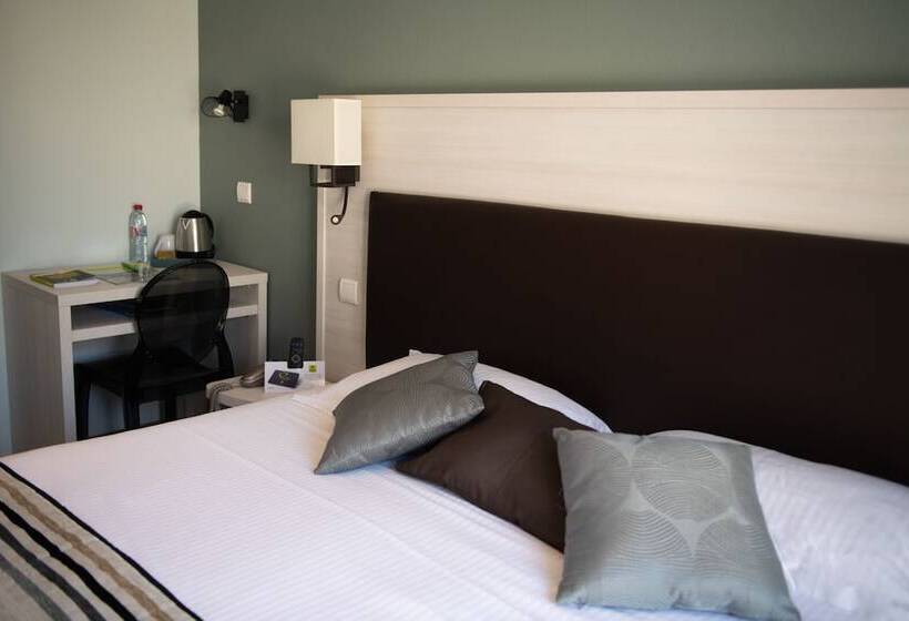 Logis Hotel Restaurant L Escapade