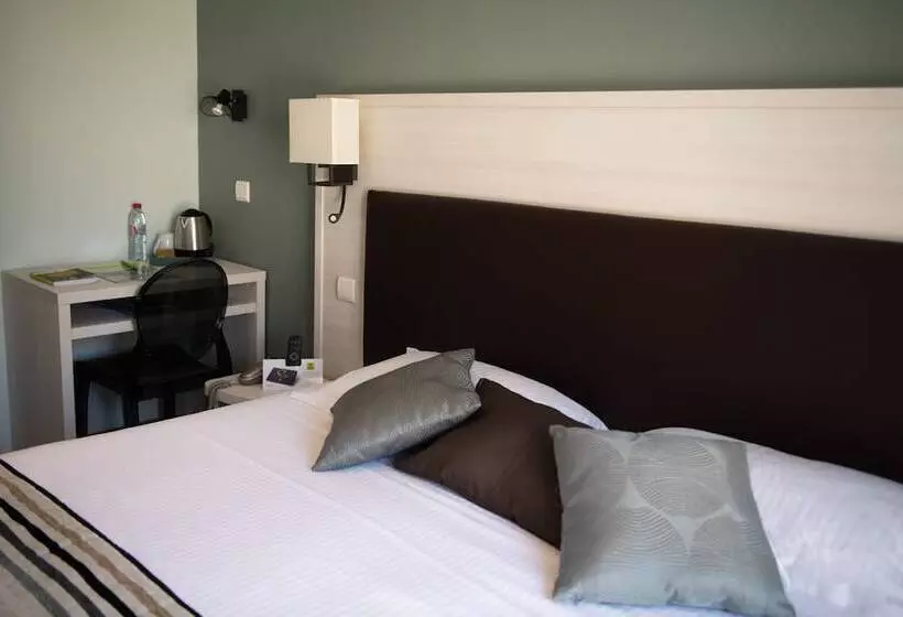 Logis Hotel Restaurant L Escapade