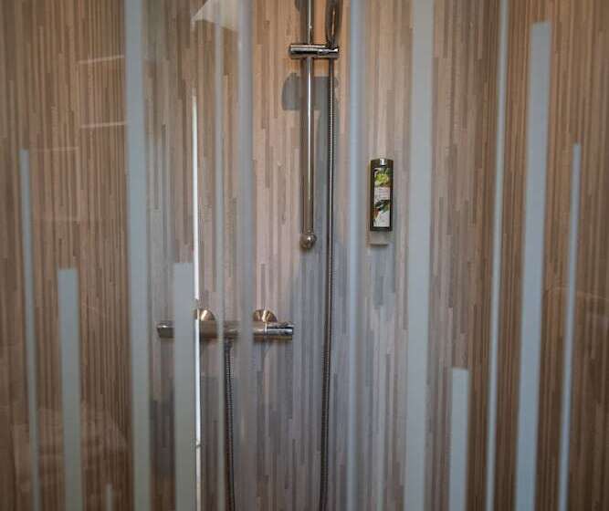 Logis Hotel Restaurant L Escapade