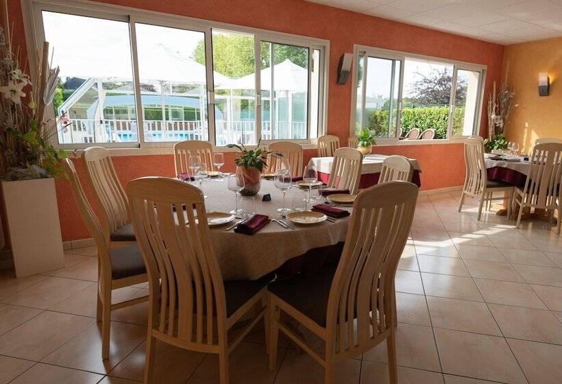 Logis Hotel Restaurant L Escapade