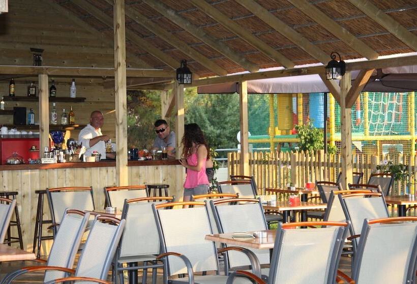 Отель Olympion Village Studios