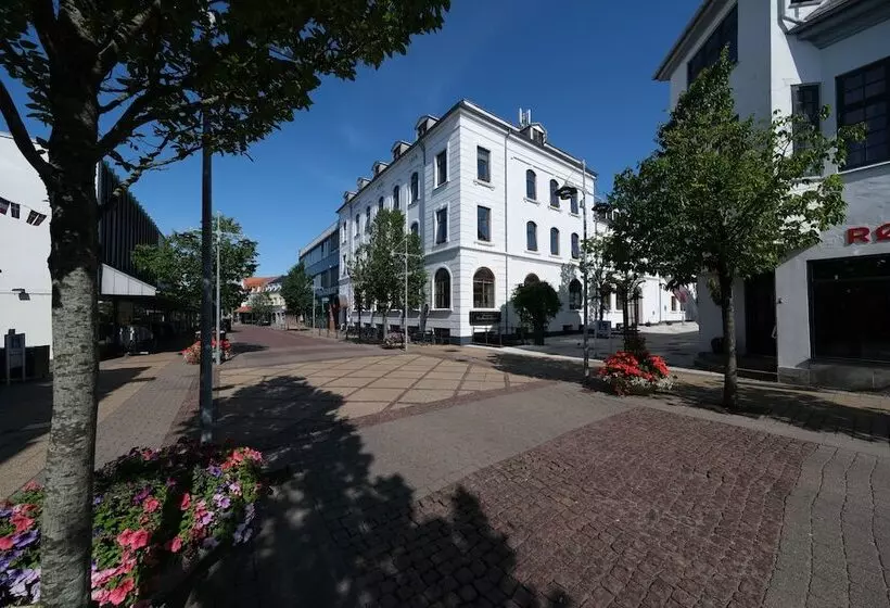 호텔 Phønix Brønderslev