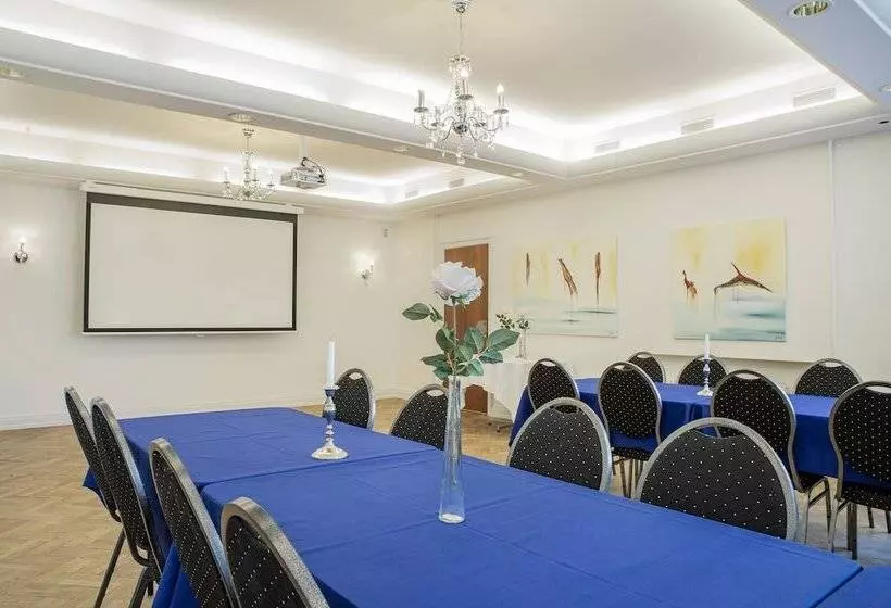 호텔 Phønix Brønderslev