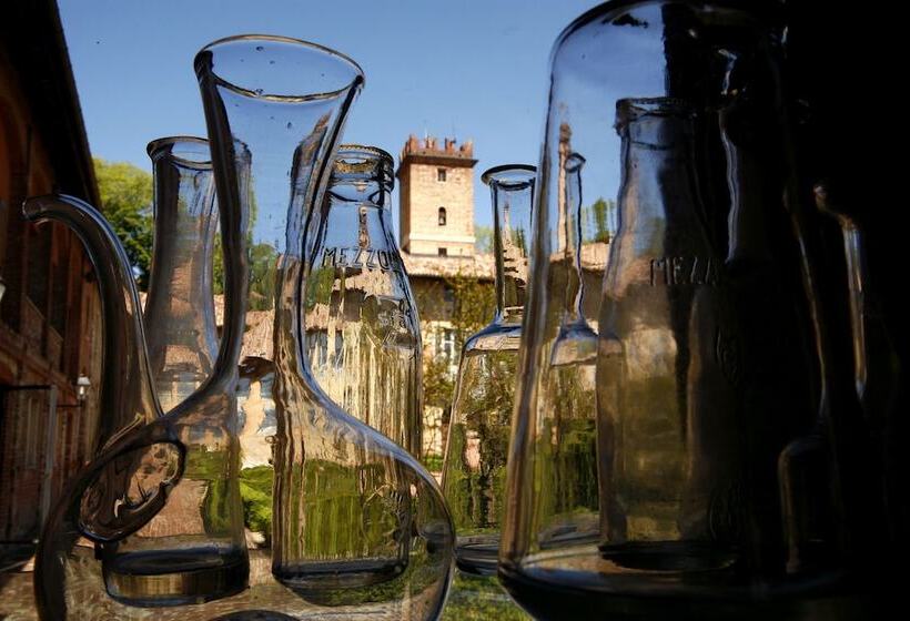 ホテル Relais Castello Di Razzano