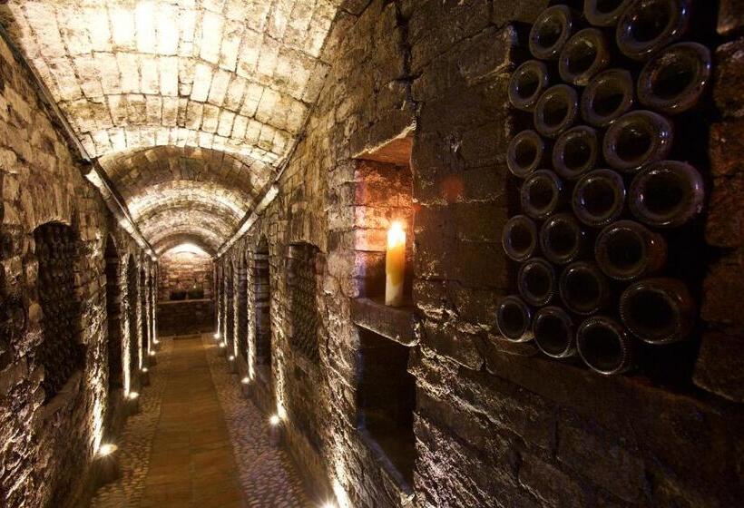 ホテル Relais Castello Di Razzano