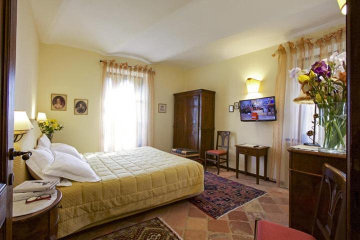 ホテル Relais Castello Di Razzano