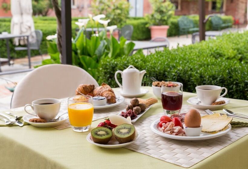 ホテル Relais Castello Di Razzano