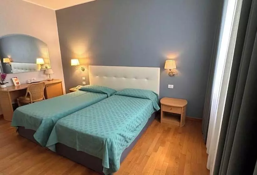 בית מלון כפרי Ristorante Primavera