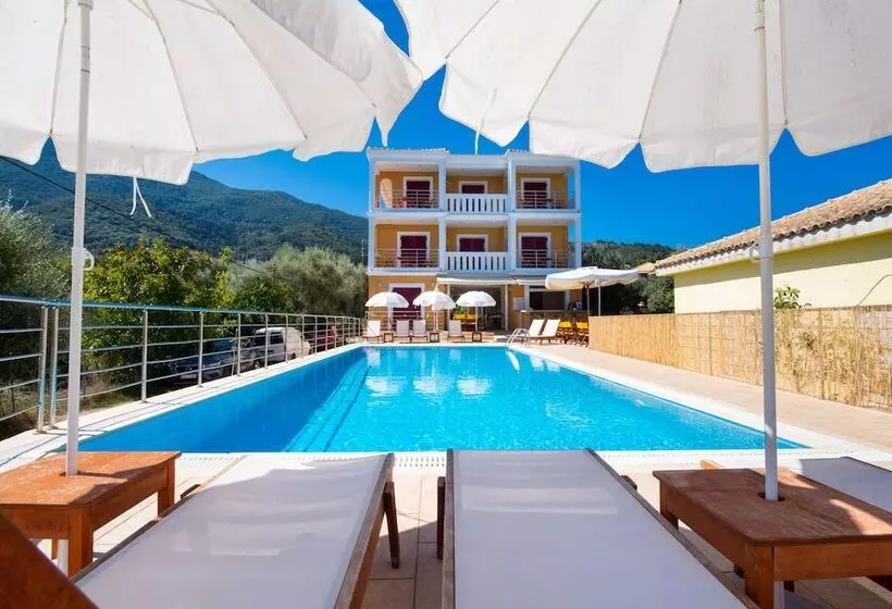 Отель Summertime Inn