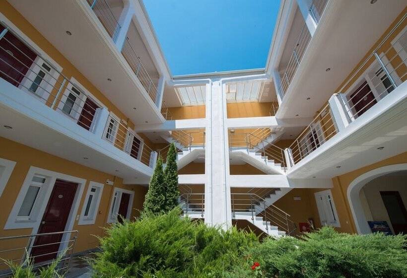 酒店 Summertime Inn