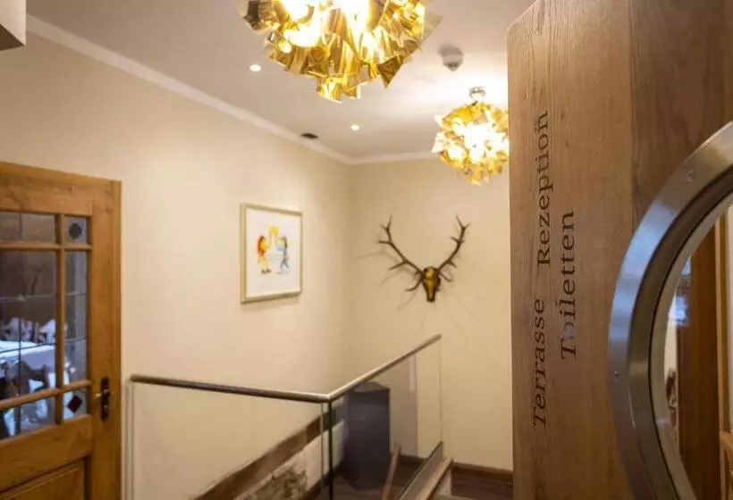 Пансион Der Stahlberg Hotel & Restaurant