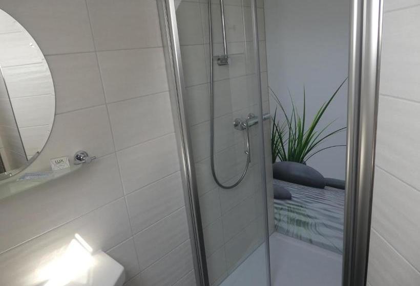 פנסיון Gasthof Zur Querenburg