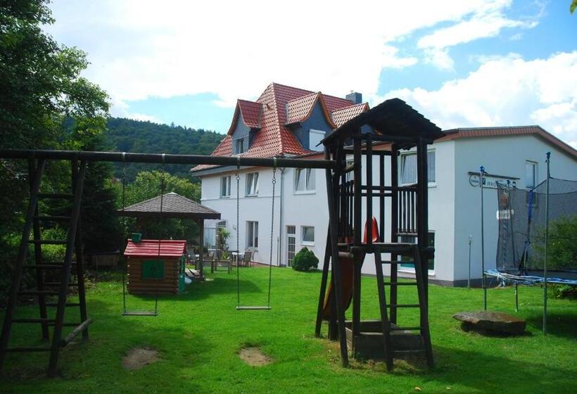 פנסיון Gasthof Zur Querenburg