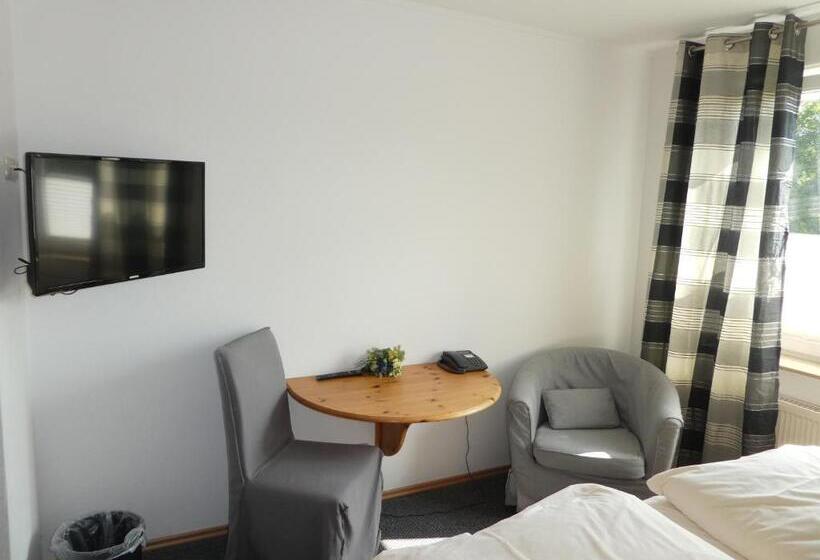 פנסיון Gasthof Zur Querenburg