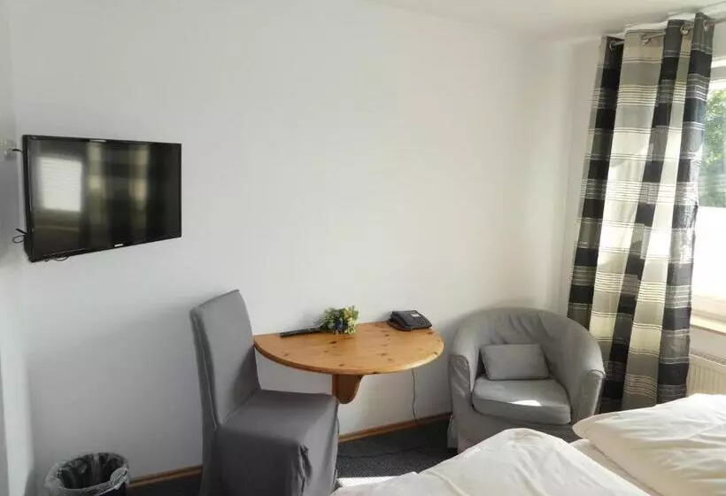 פנסיון Gasthof Zur Querenburg