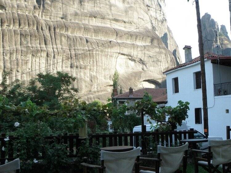 Пансион Guesthouse Sotiriou