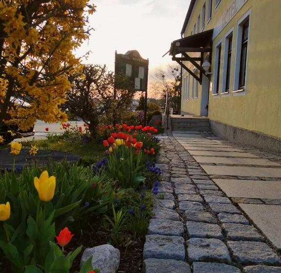 Пансион Restaurant Kreuzhuber