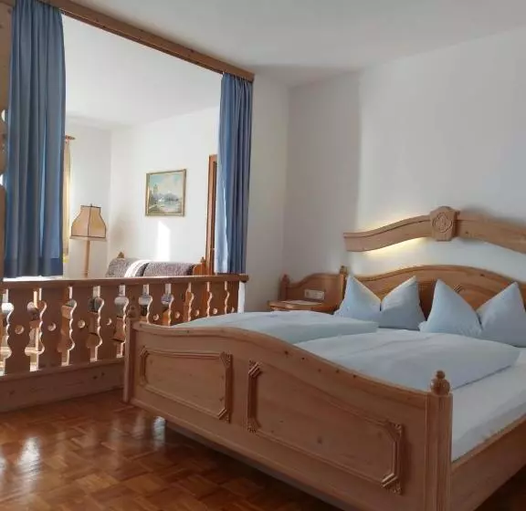 Pensão Restaurant Kreuzhuber