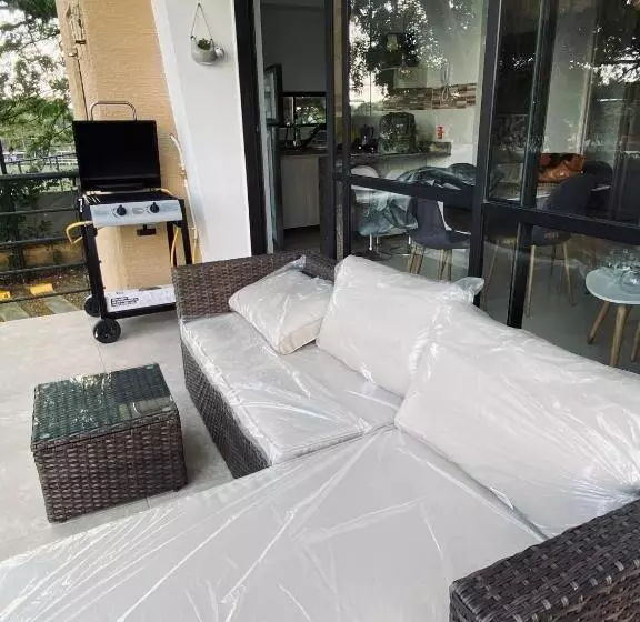 Apartamento Nuevo En El Eje Cafetero Aire Acondicionado, Piscinas, Bbq