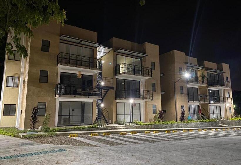 Apartamento Nuevo En El Eje Cafetero Aire Acondicionado, Piscinas, Bbq
