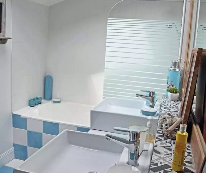 Aamiaismajoitus (B&B) Atlantikoa