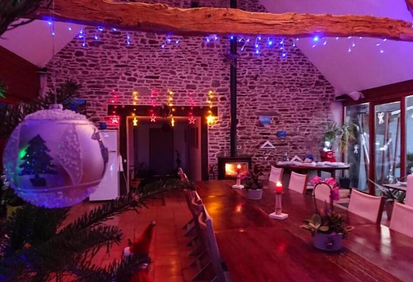 住宿加早餐  Domaine De La Besnerie Gites Avec Spa Privatif à 10 Min Du Mont St Michel